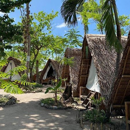 Georgia'S Neverland Hostel Logon Luaran gambar