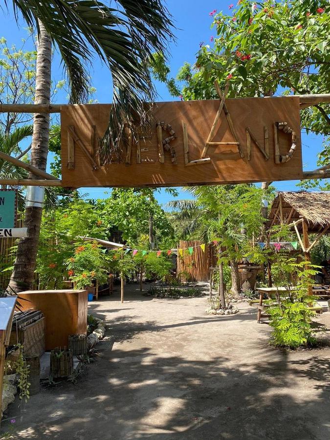Georgia'S Neverland Hostel Logon Luaran gambar